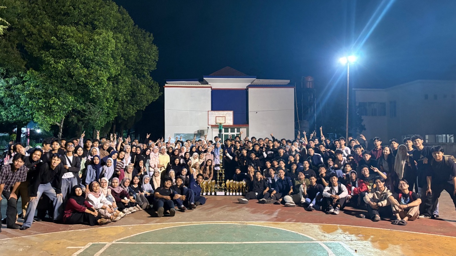 HIMATIK Pertahankan Dominasi, Kembali Raih Juara Umum PIMPol PNUP 2026!